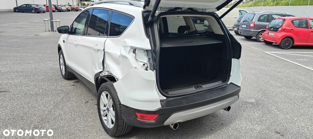 Ford Kuga 1.5 EcoBoost 2x4 Trend - 23