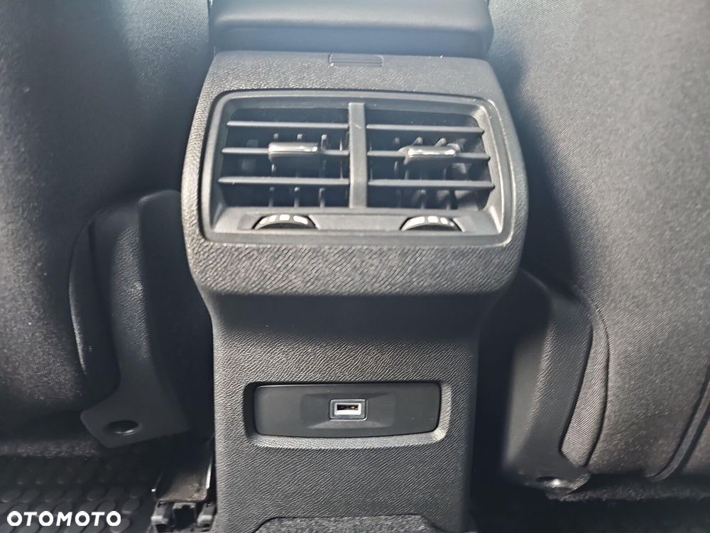 Citroën C4 1.2 PureTech Feel Pack S&S EAT8 - 24