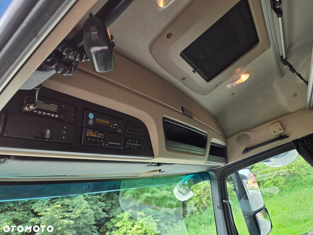 Mercedes-Benz ACTROS - 9