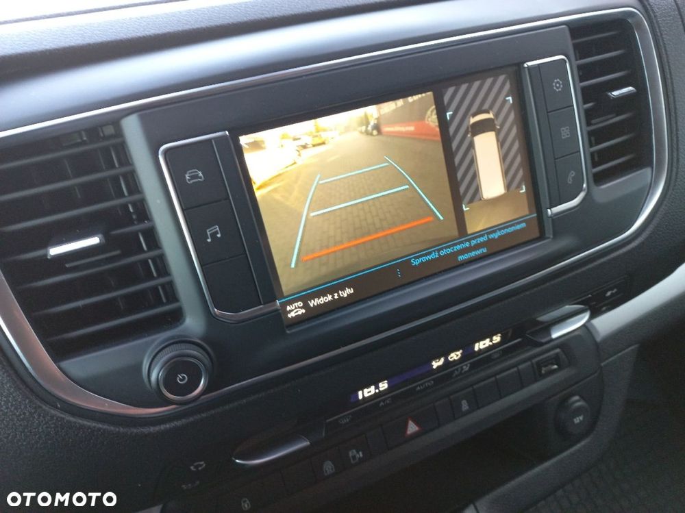 Peugeot Traveller - 10