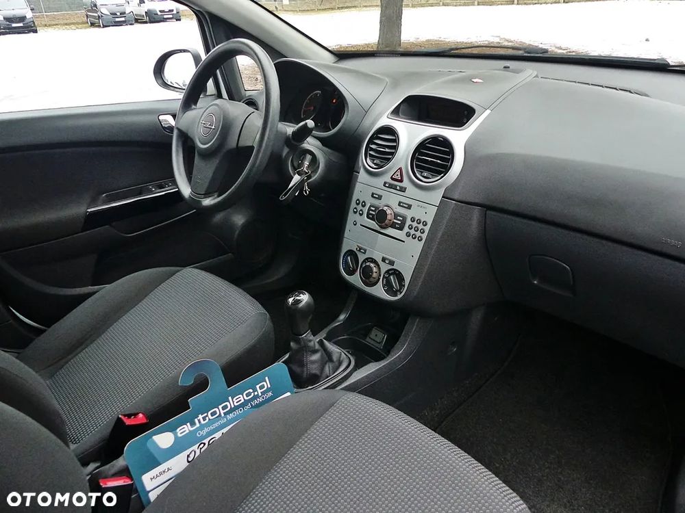 Opel Corsa 1.2 16V Enjoy - 24