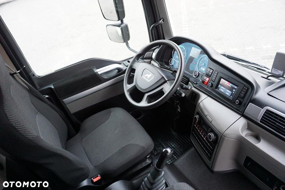 MAN TGM / 15.250 / EURO 6 / CHŁODNIA + WINDA / ŁAD. 6 750 KG / 18 PALET - 13
