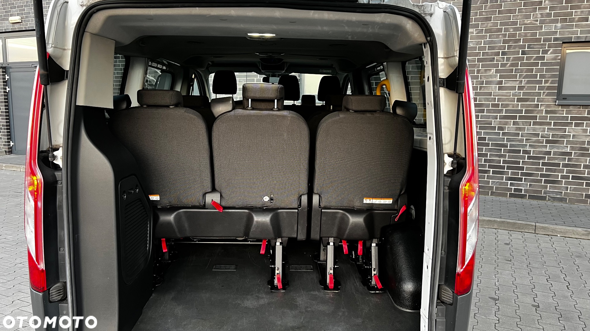 Ford Transit Custom - 24