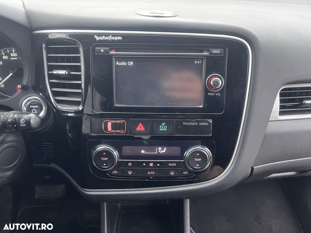 Mitsubishi Outlander 2.0 4WD - 16