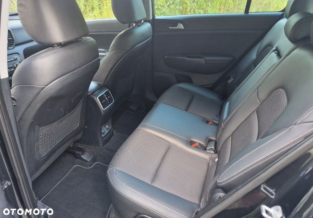 Kia Sportage 1.6 GDI 2WD ISG Spirit - 31