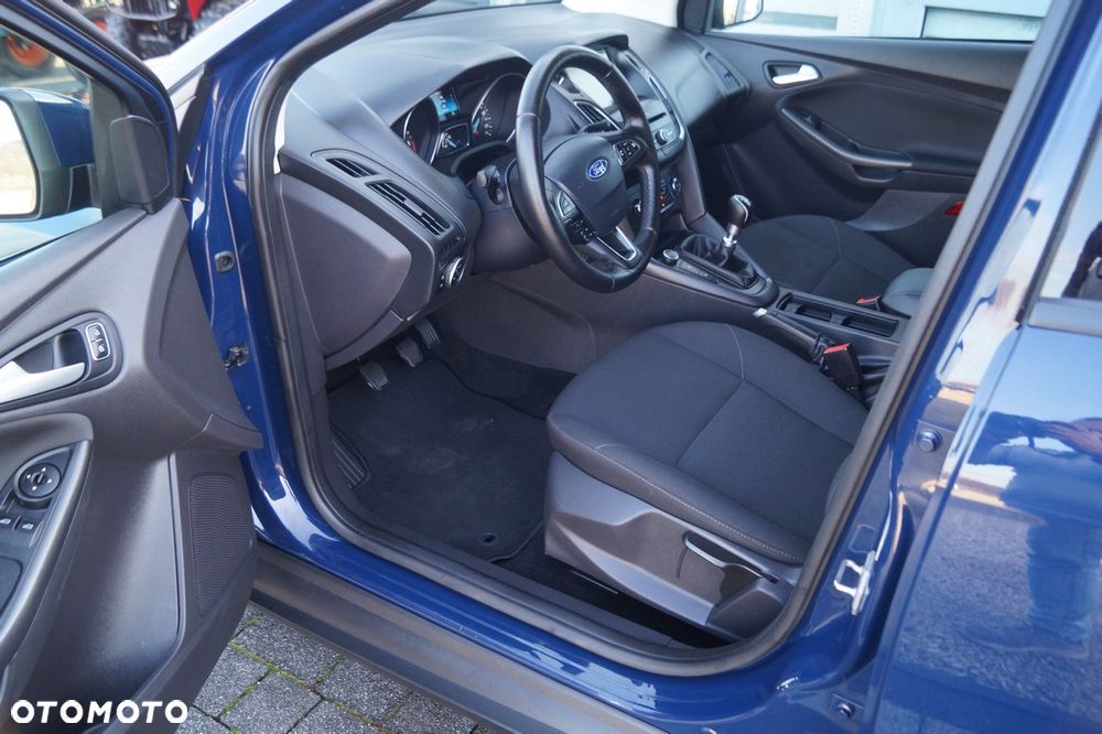 Ford Focus - 17