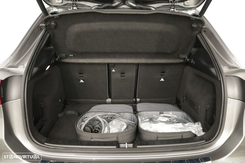 Mercedes-Benz GLA 250 e - 26