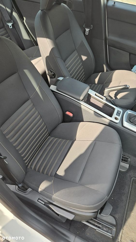 Volvo S40 1.6D DPF DRIVe - 9