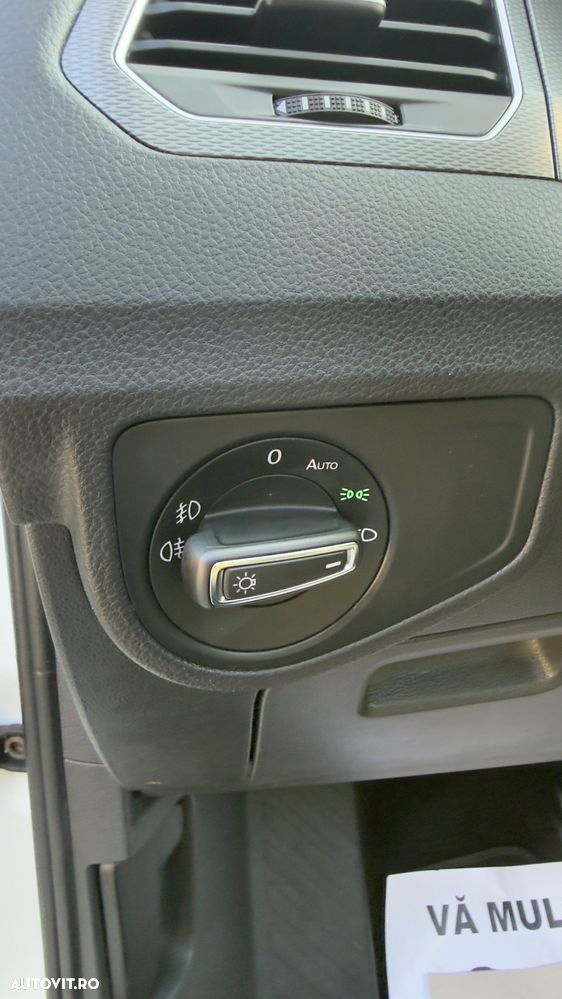 Volkswagen Golf Sportsvan 2.0 TDI BlueMotion Technology DSG Lounge - 17