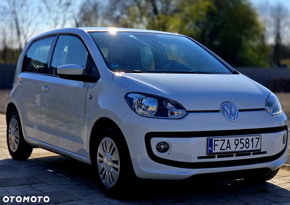 Volkswagen up! BlueMotion Technology move - 3