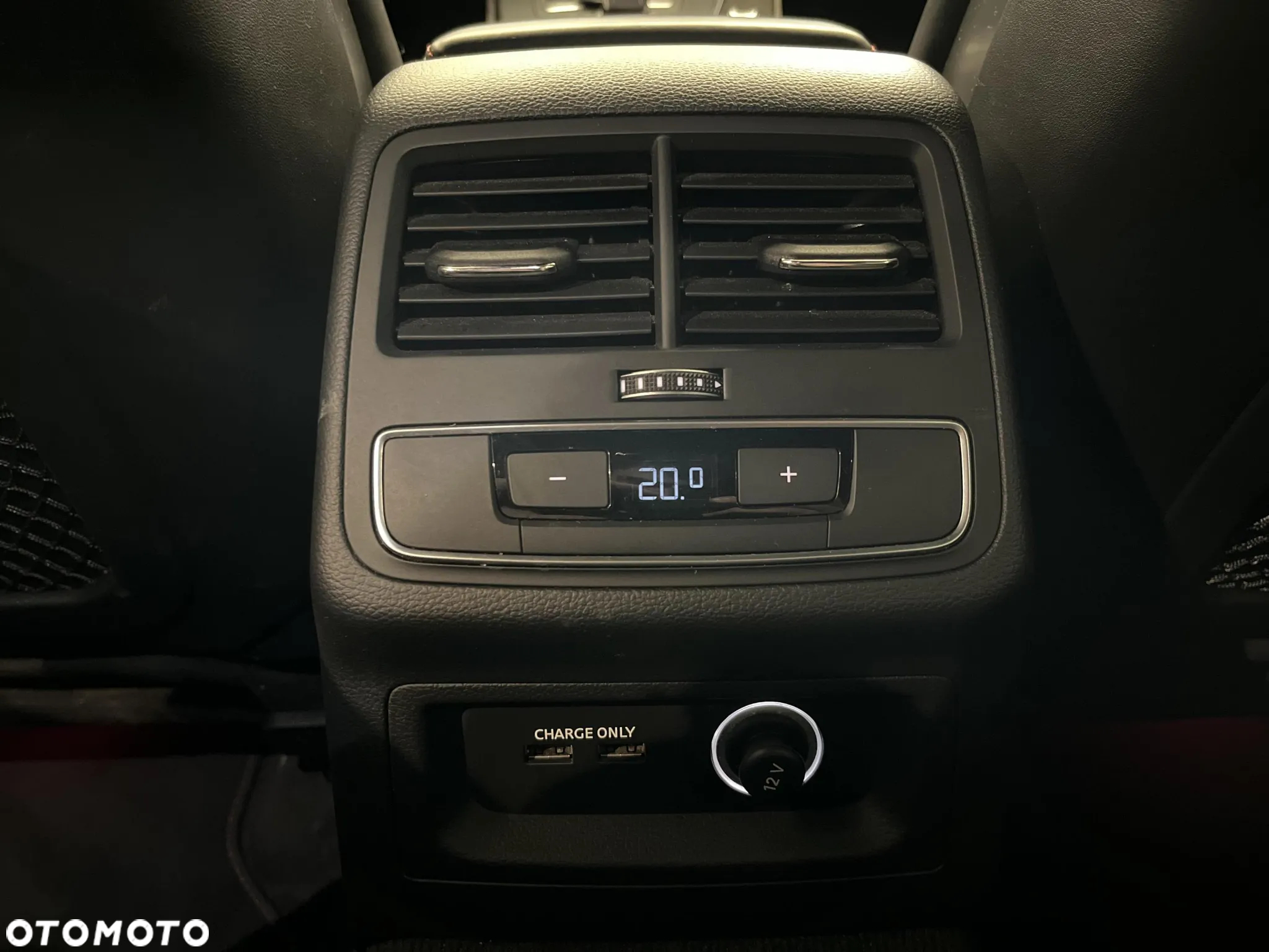 Audi RS4 Quattro Tiptronic - 33