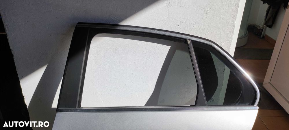 Usa spate stanga volkswagen vw JETTA an 2007 culoare LA7W mic defect - 5