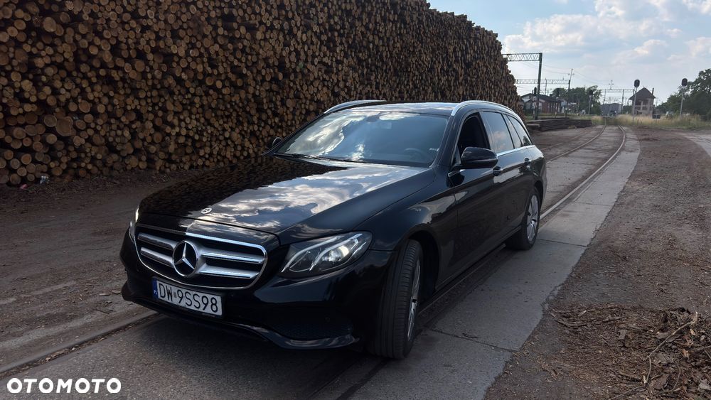 Mercedes-Benz Klasa E 200 d 9G-TRONIC - 1
