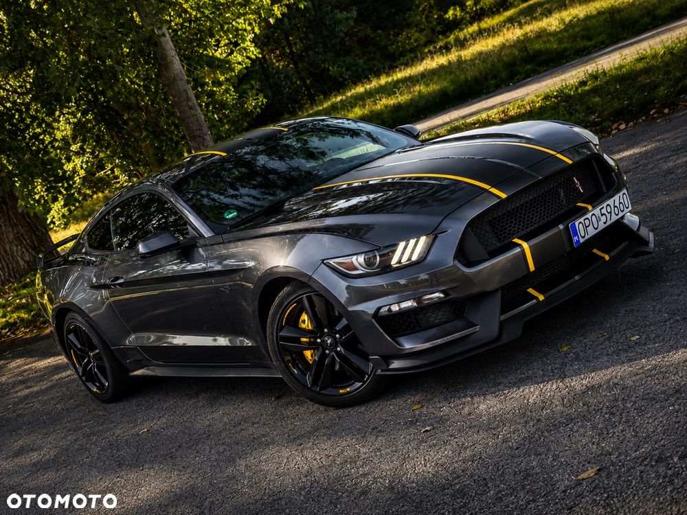 Ford Mustang - 10