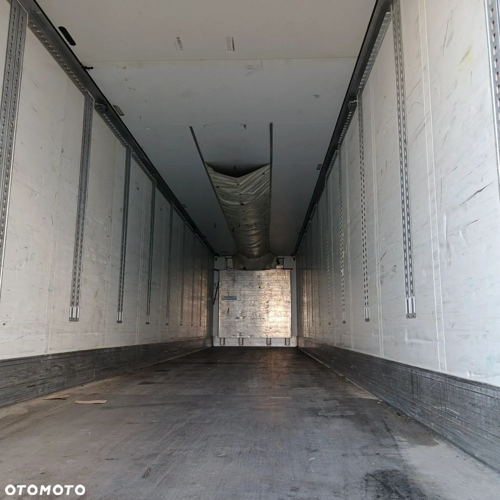 Schmitz Cargobull Carrier 1950 - 7