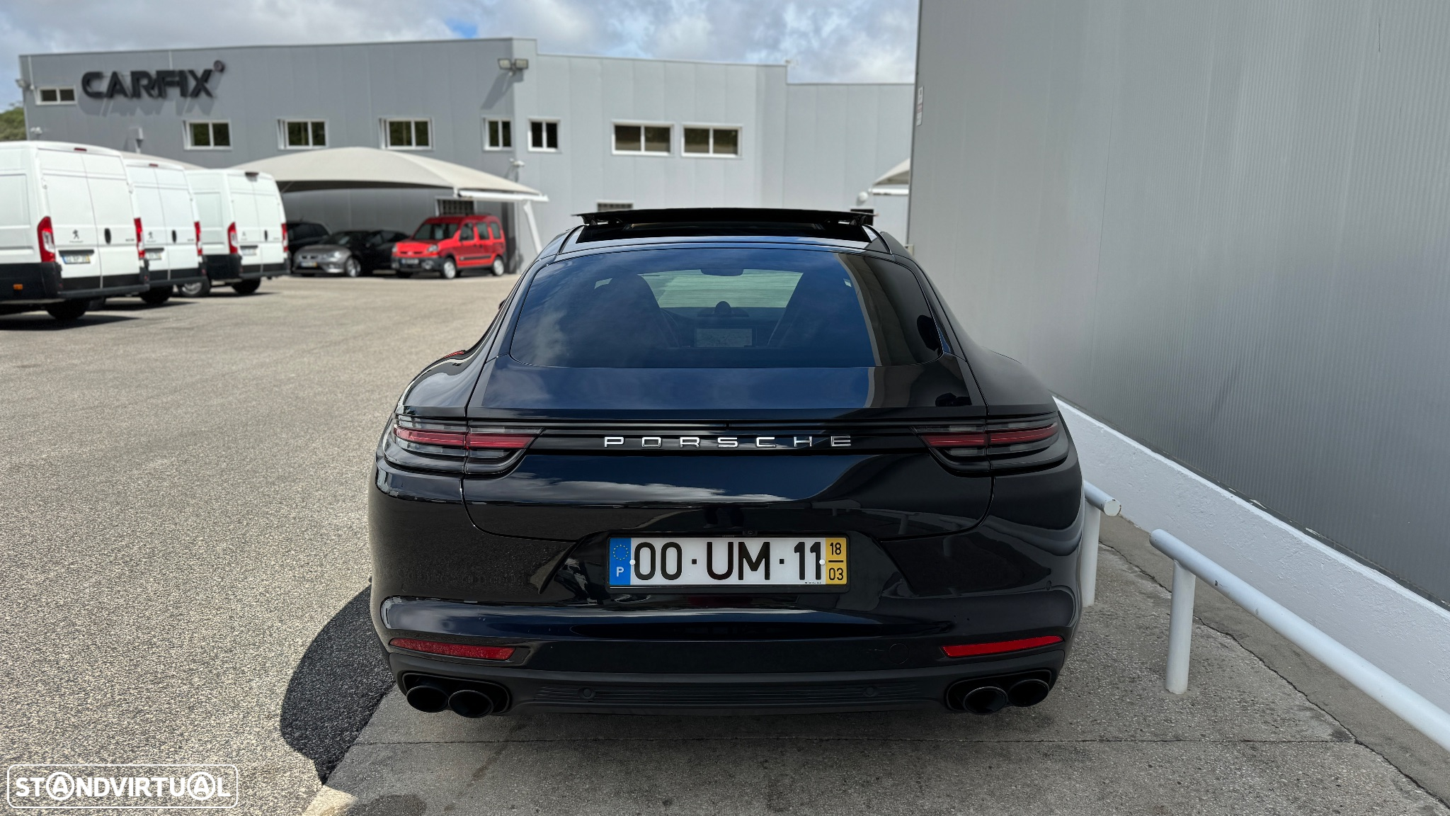 Porsche Panamera 4 E-Hybrid - 16