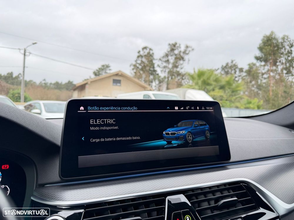 BMW 530 e Pack 50 anos M - 31