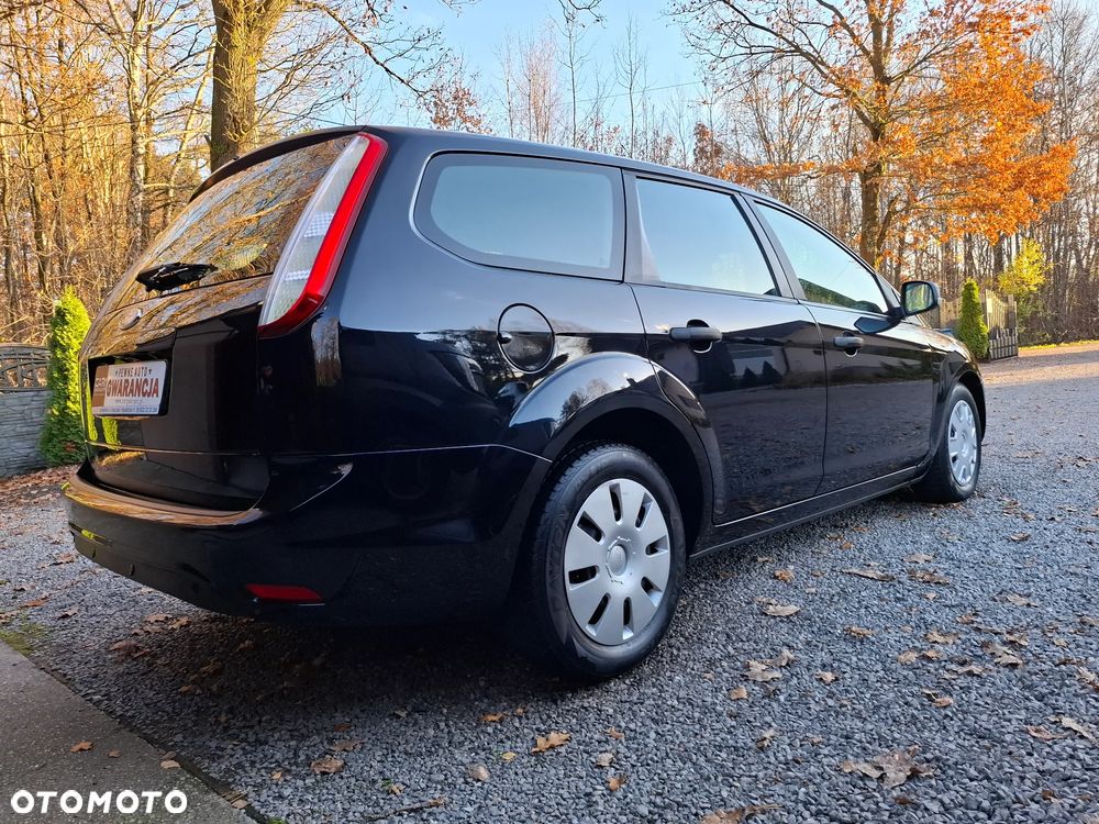 Ford Focus 1.6 Ambiente - 5