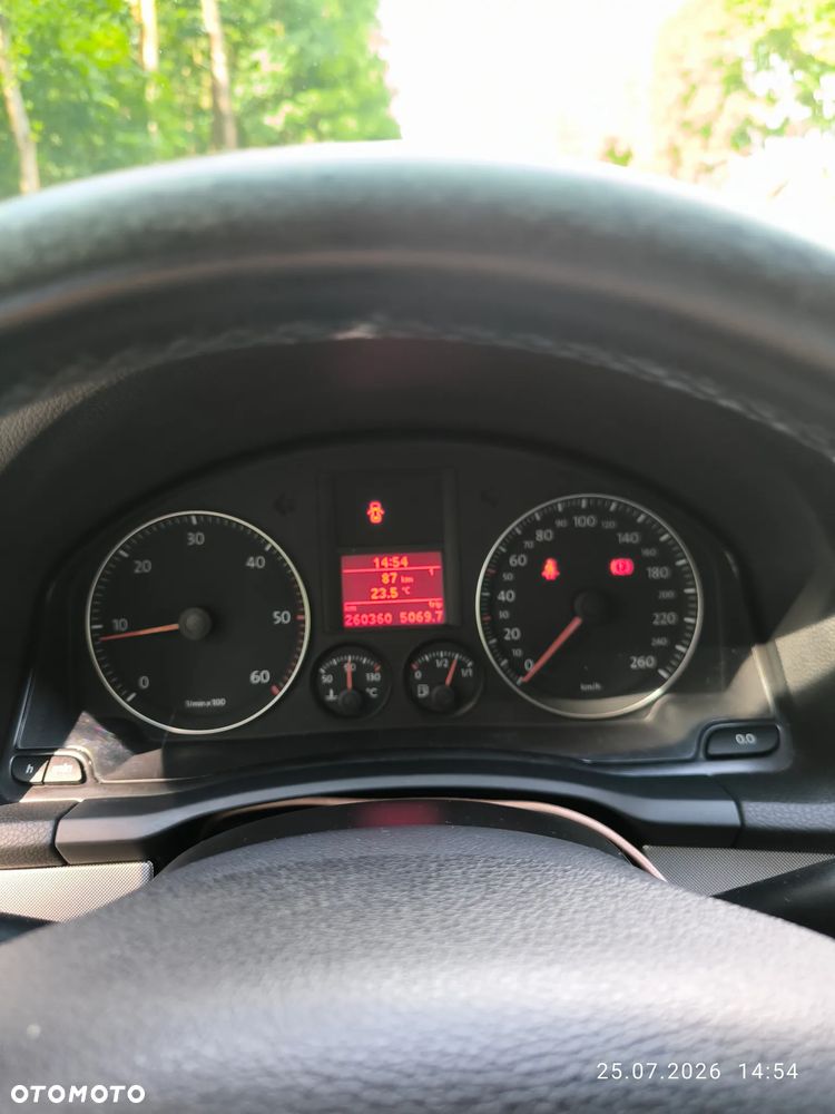 Volkswagen Golf 2.0 TDI Comfortline - 29