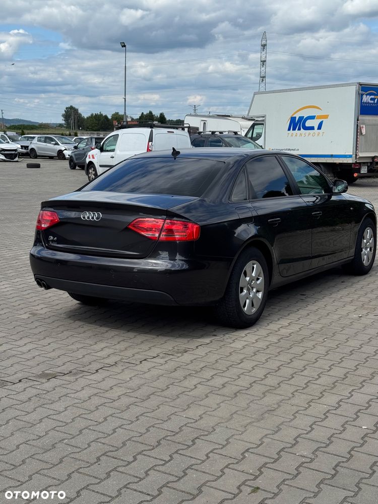 Audi A4 Limousine 2.0 TDI DPF S line Sportpaket - 8