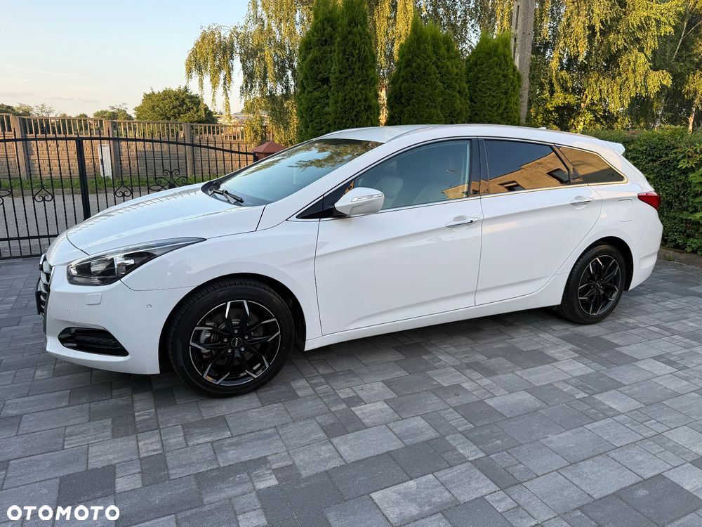 Hyundai i40 Kombi 1.7 CRDi Premium - 2