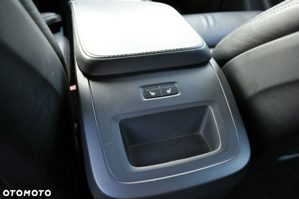 Volvo XC 90 T5 AWD R-Design - 40