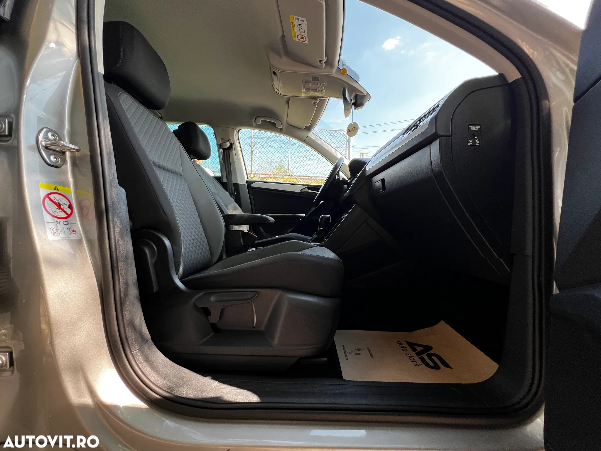 Volkswagen Tiguan 2.0 TDI SCR 4MOTION DSG R-Line - 21