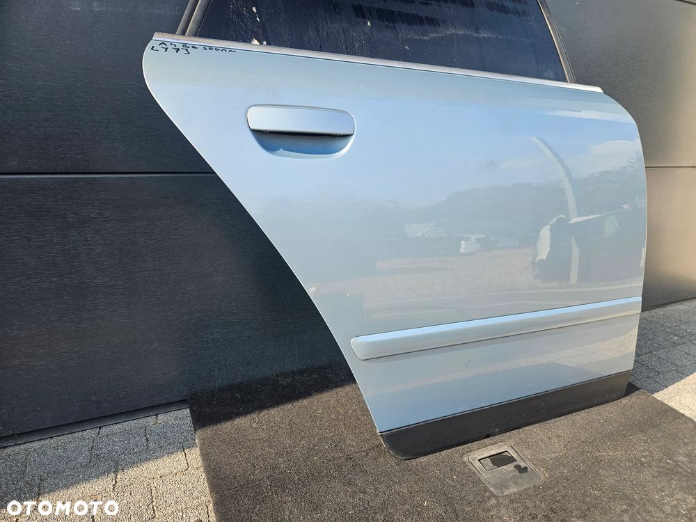 Audi A4 B6 Sedan LY7J Drzwi Prawe Tylne Prawy Tył - 2