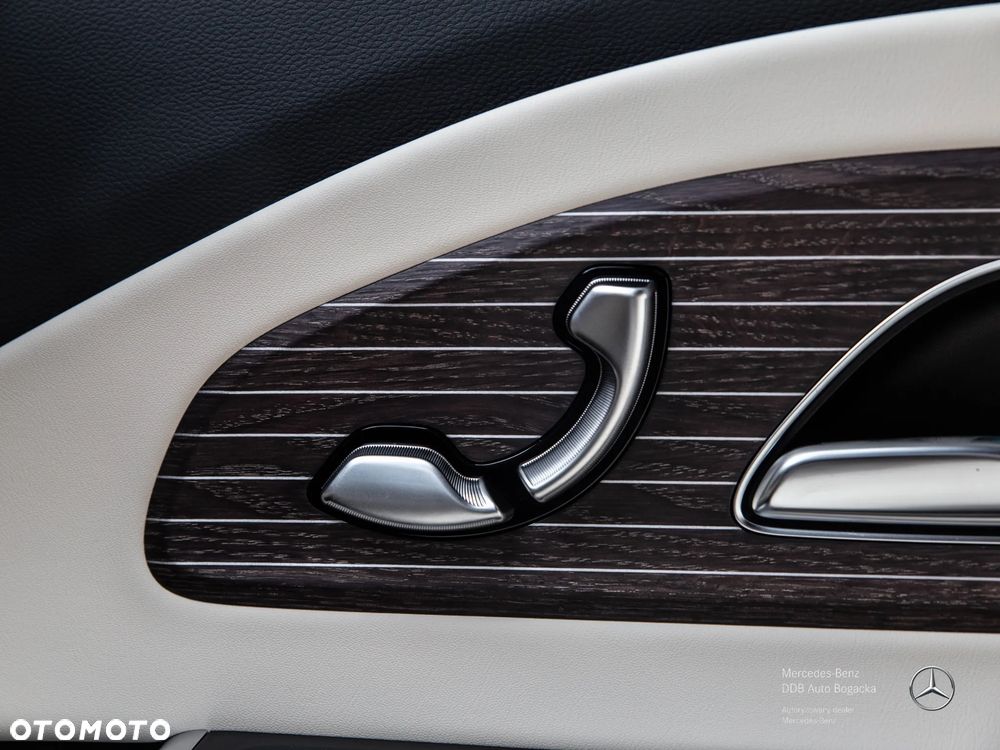 Mercedes-Benz CLA 220 mHEV 4-Matic 8G-DCT - 9