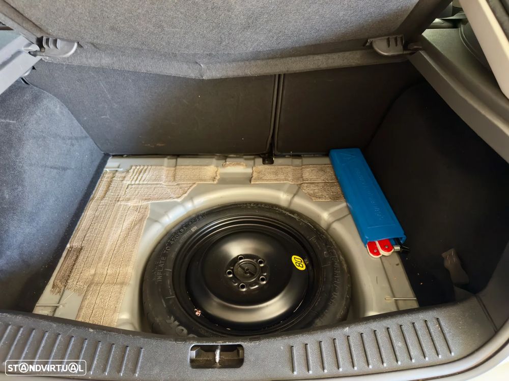 Ford Focus 1.6 TDCi S - 21