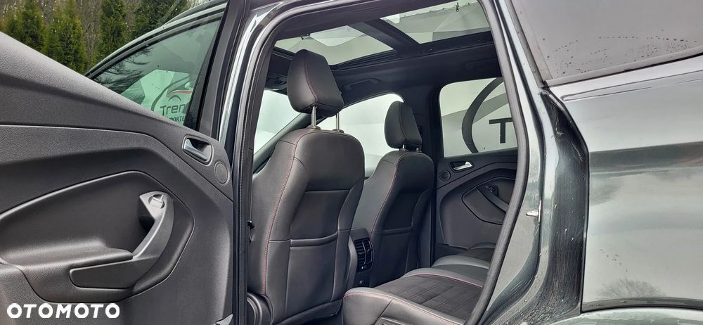 Ford Kuga 1.5 EcoBoost 2x4 ST-Line - 22