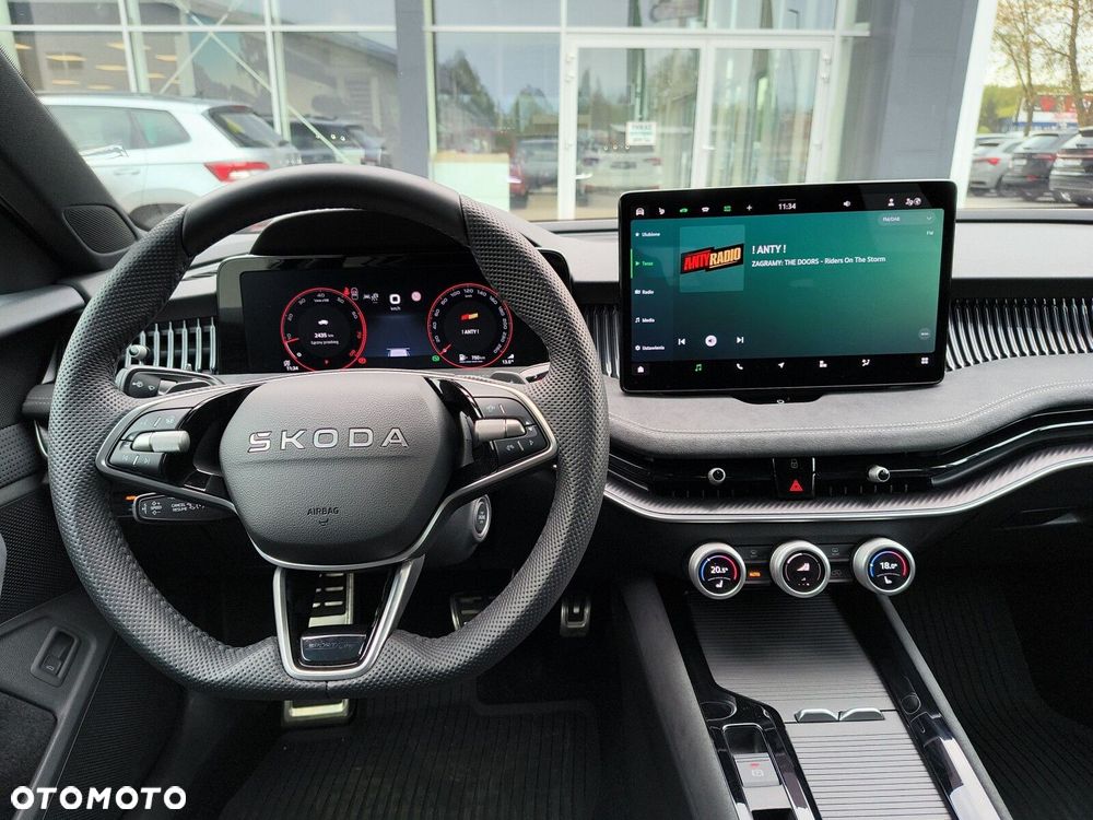 Skoda Superb 2.0 TSI Selection DSG - 14