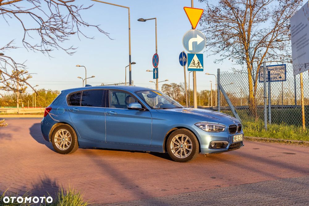 BMW Seria 1 120i Advantage - 31