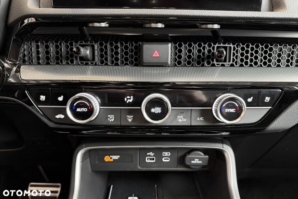 Honda CR-V - 30