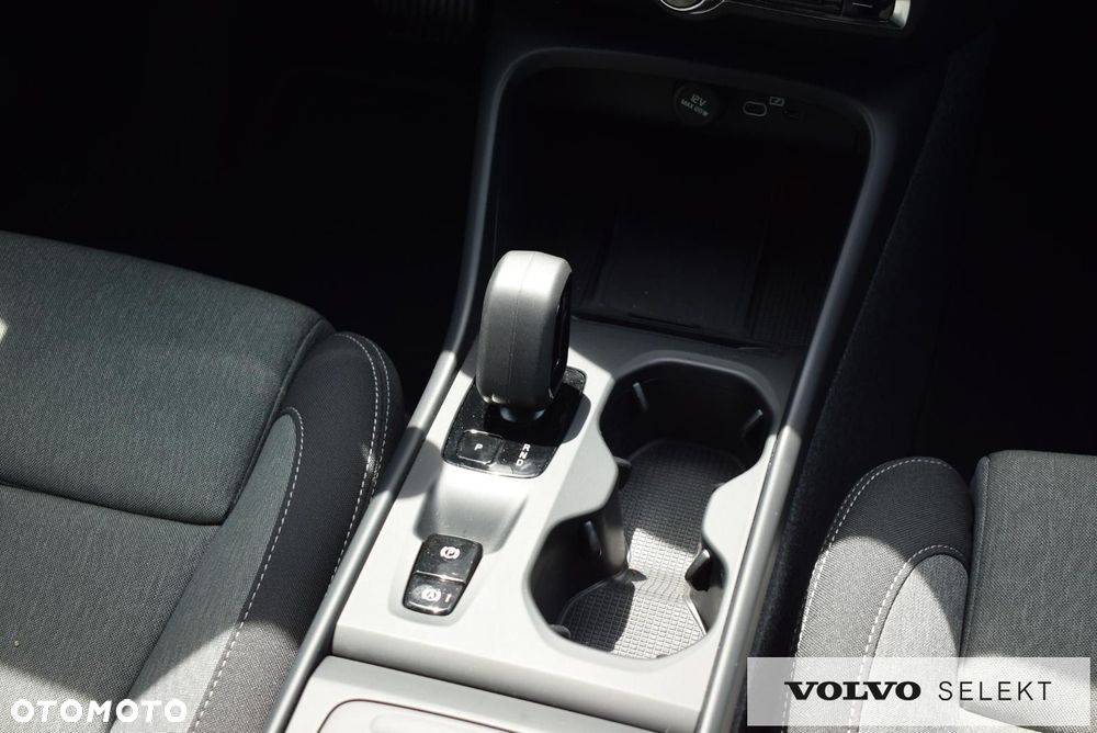 Volvo XC 40 - 17
