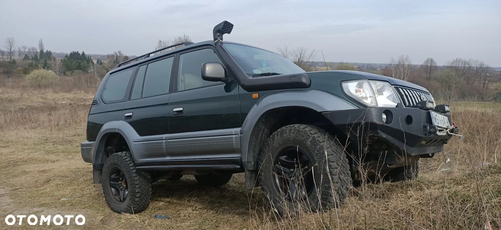 Toyota Land Cruiser - 1