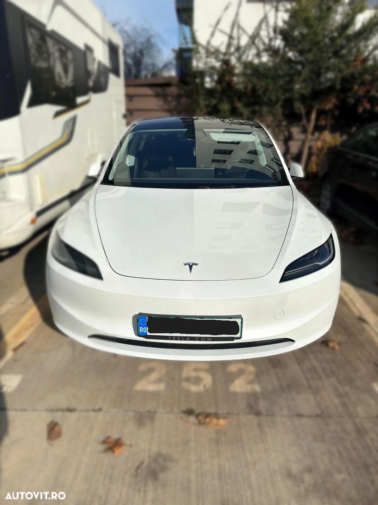 Tesla Model 3 - 2