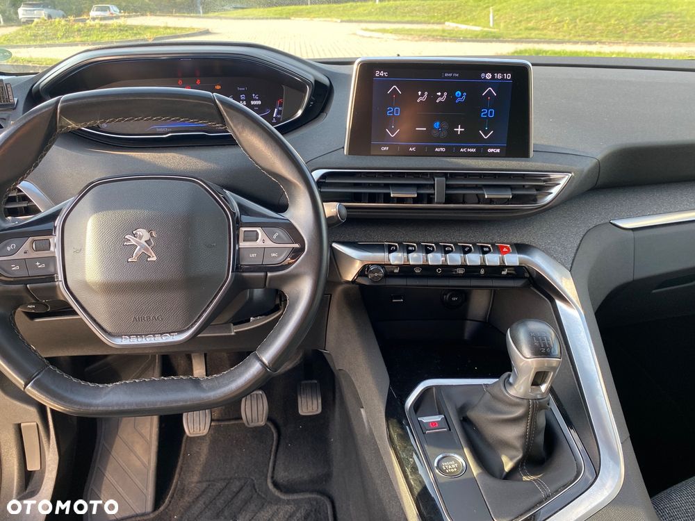 Peugeot 3008 1.5 BlueHDi Allure S&S - 31