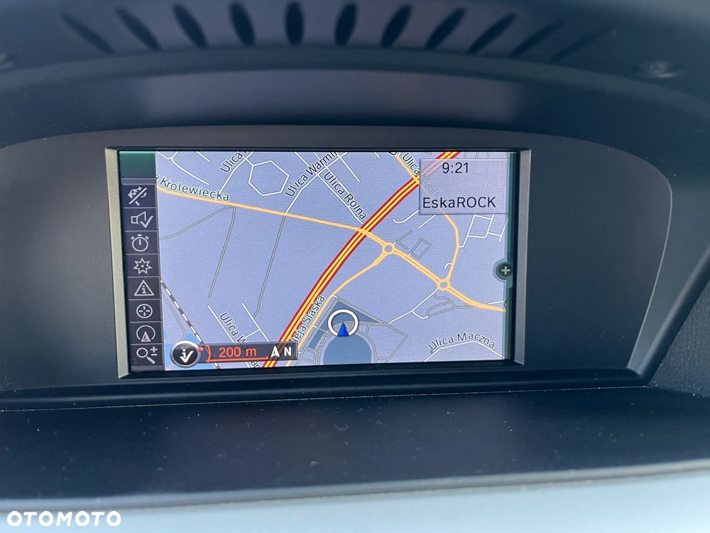 BMW Seria 3 330d DPF Edition Lifestyle - 16