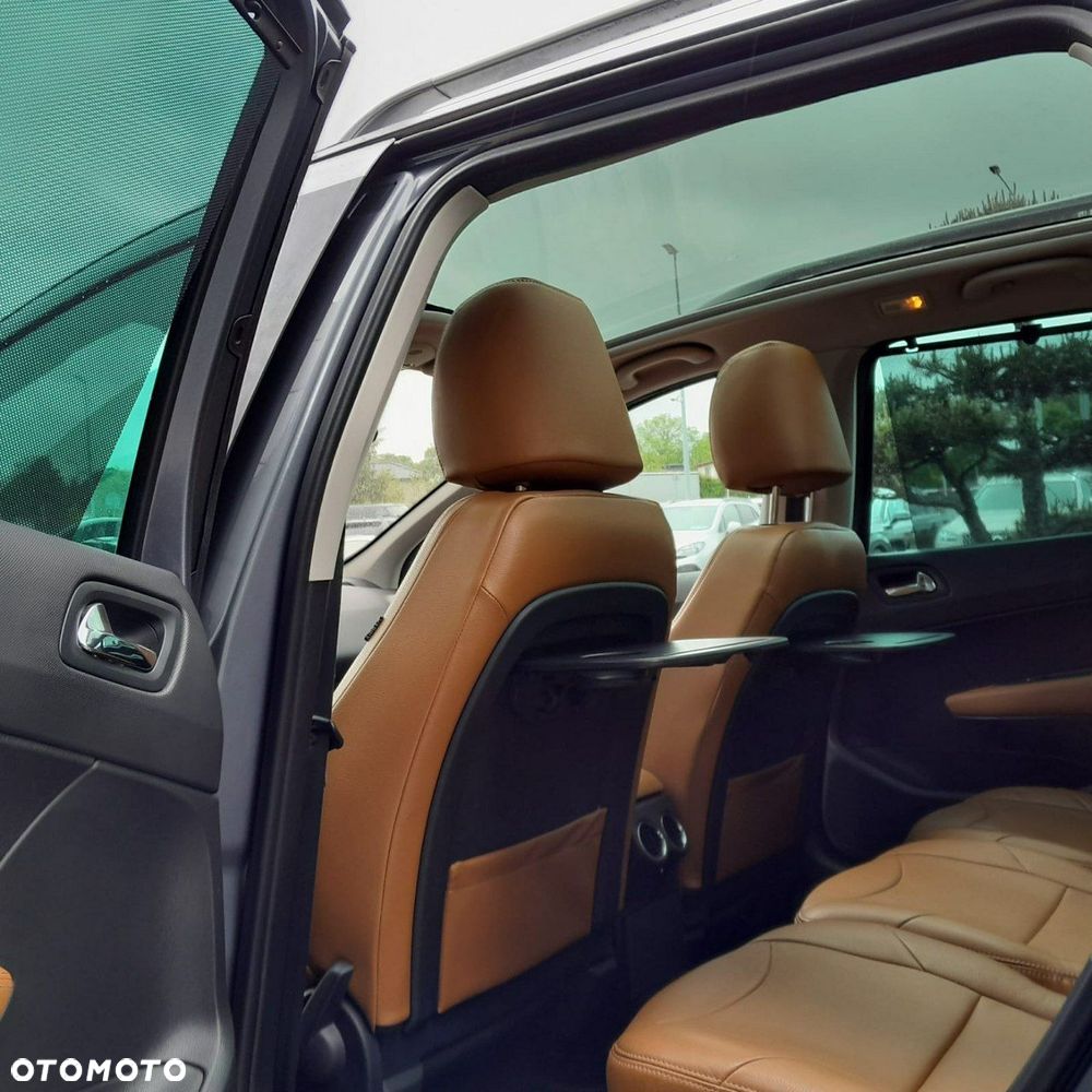 Peugeot 308 1.6 Premium - 8