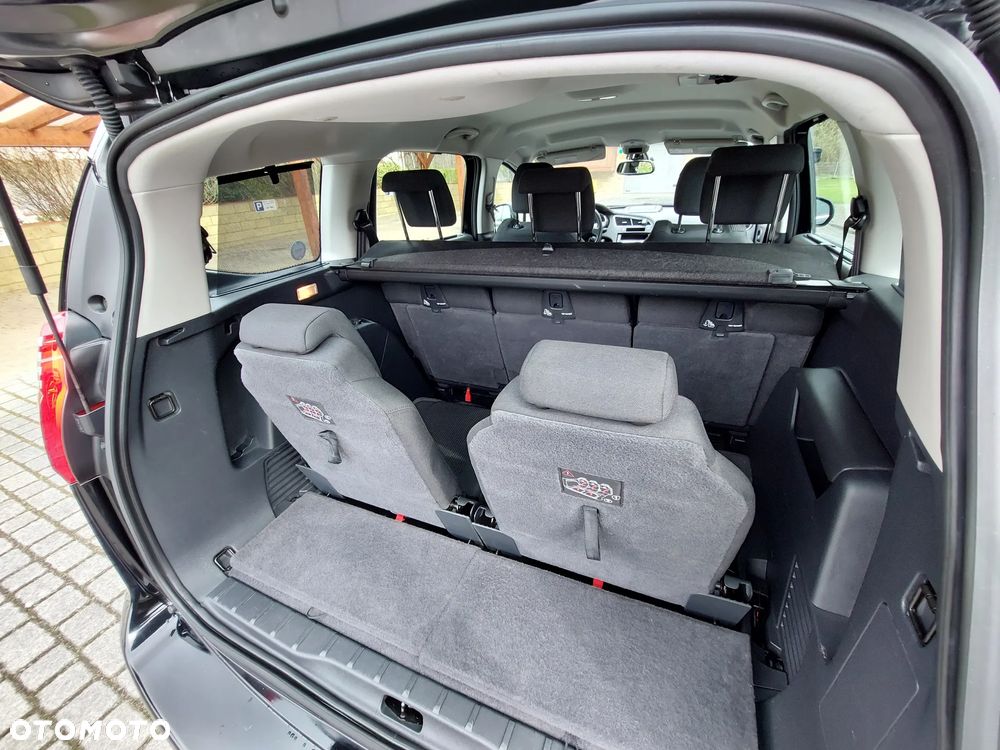 Peugeot 5008 HDI 115 Active - 24