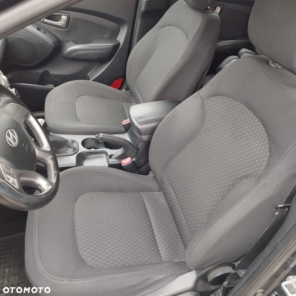 Hyundai ix35 - 12