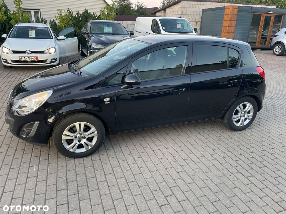 Opel Corsa 1.2 16V Edition / Active - 21