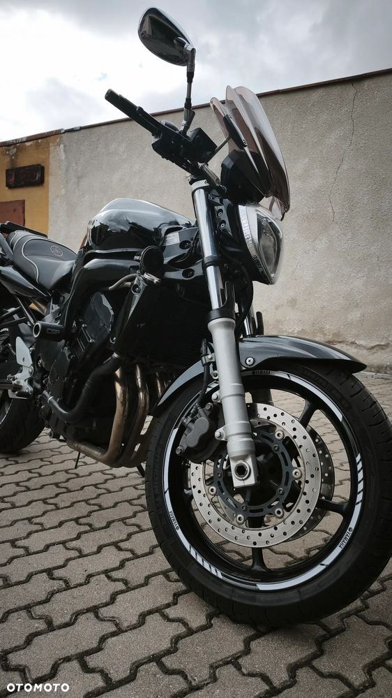 Yamaha FZ6 - 6