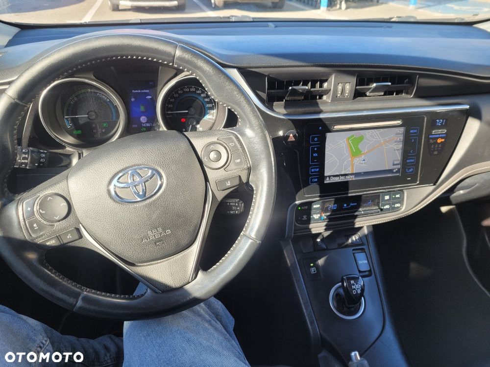 Toyota Auris - 2