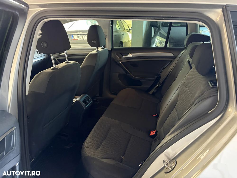 Volkswagen Golf 1.6 TDI DSG Comfortline - 7