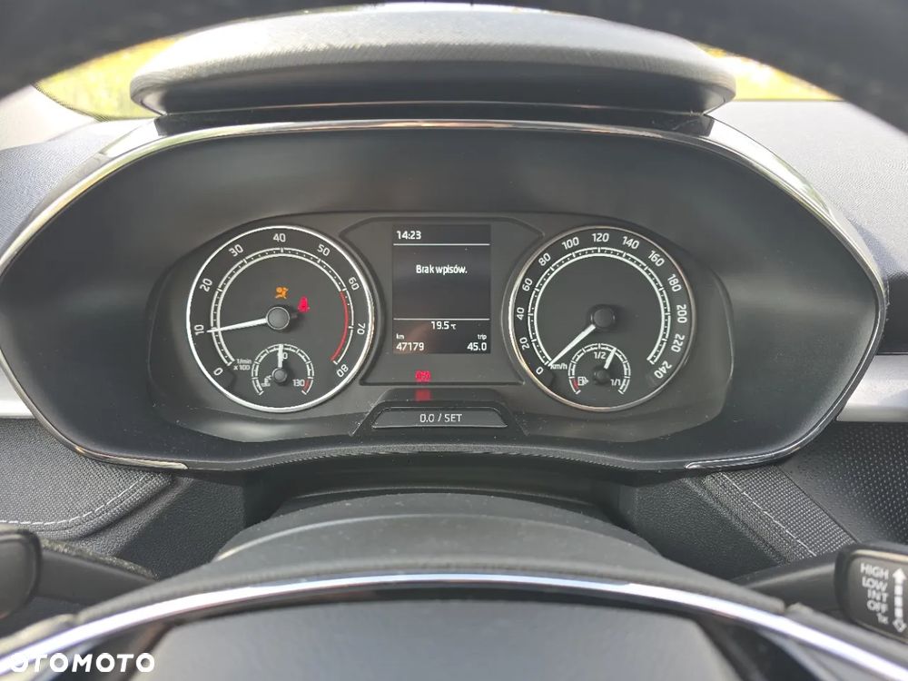 Skoda Fabia 1.0 TSI Style - 2