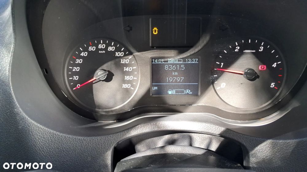 Mercedes-Benz Sprinter - 10