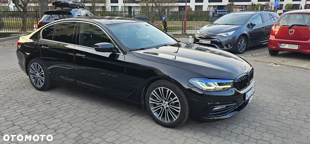 BMW Seria 5 530i Sport Line - 2