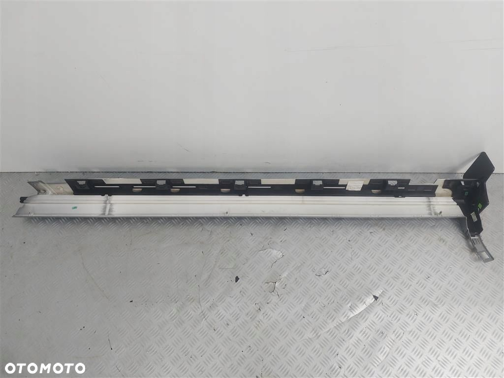 Listwa progowa ZEWNĘTRZNA lewa Ford Kuga MK3 SOLAR SILVER 2020- - 7